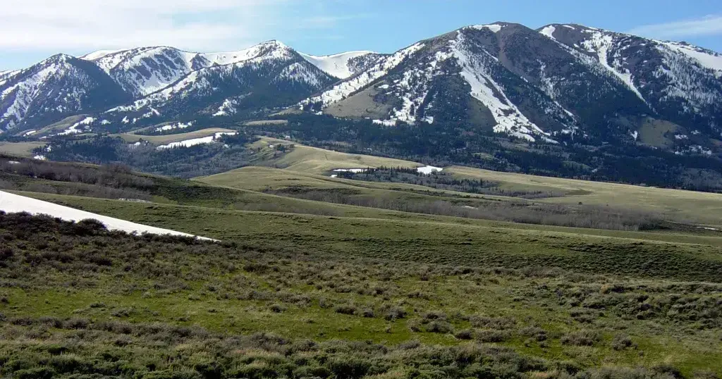 Public land groups sue Montana FWP over corner-crossing position