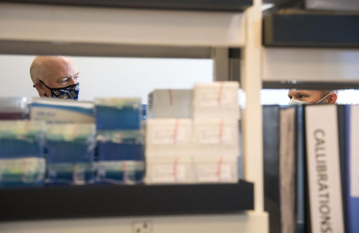 Gianforte Tours Msu Covid 19 Facilities Says He Wouldn T Employ Mandates Coronavirus Bozemandailychronicle Com