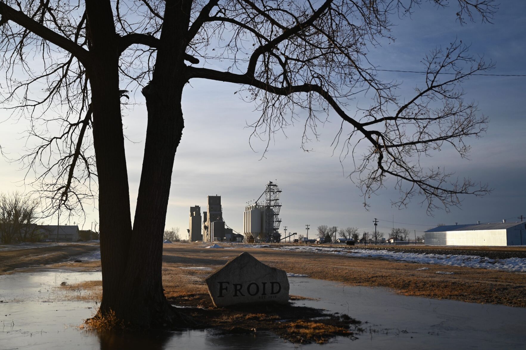 One for Orozco: With shirts, Froid residents show support for neighbor ...