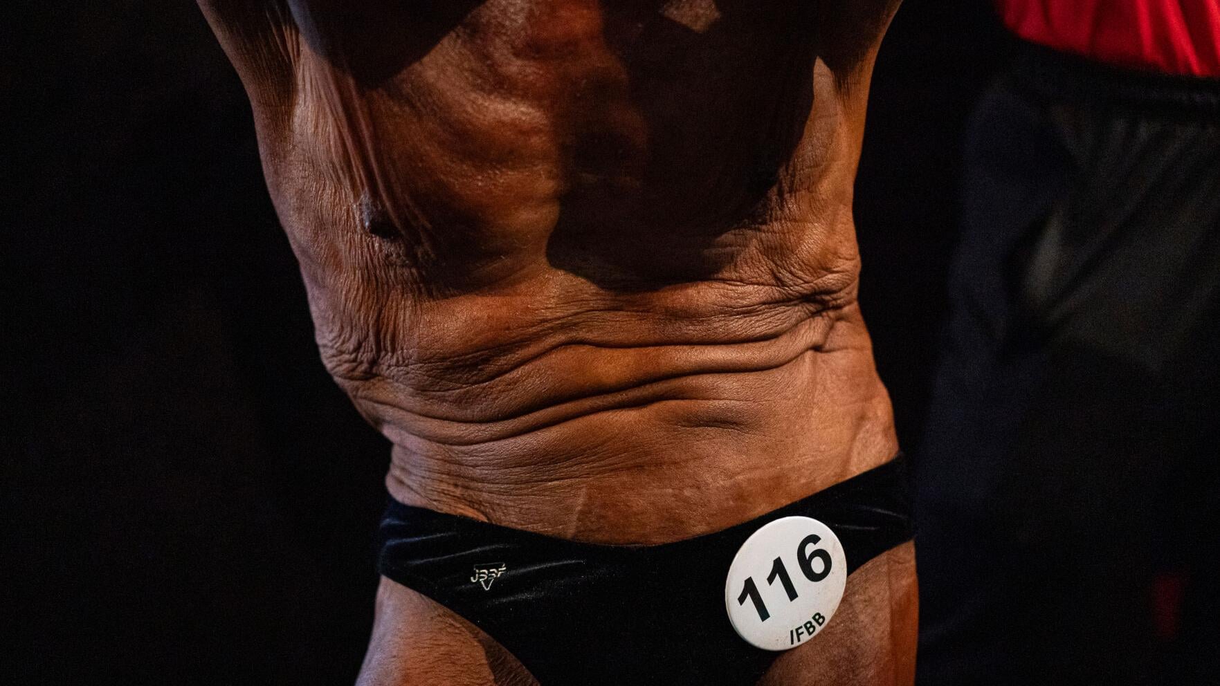 At 90, Japanese bodybuilder is still competing, in photos