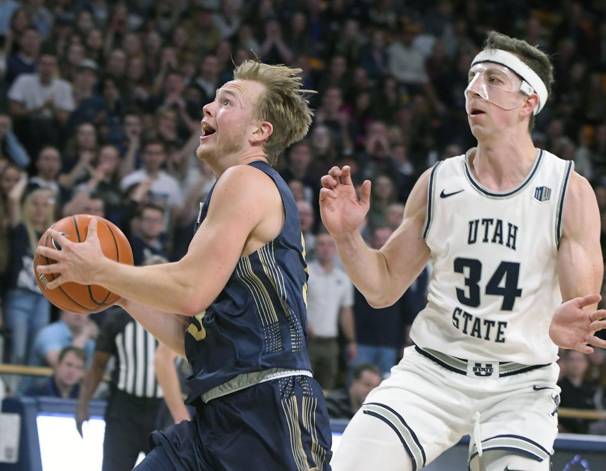 Bobcat Men Push No 17 Utah State To Brink In Sprinkle S Head