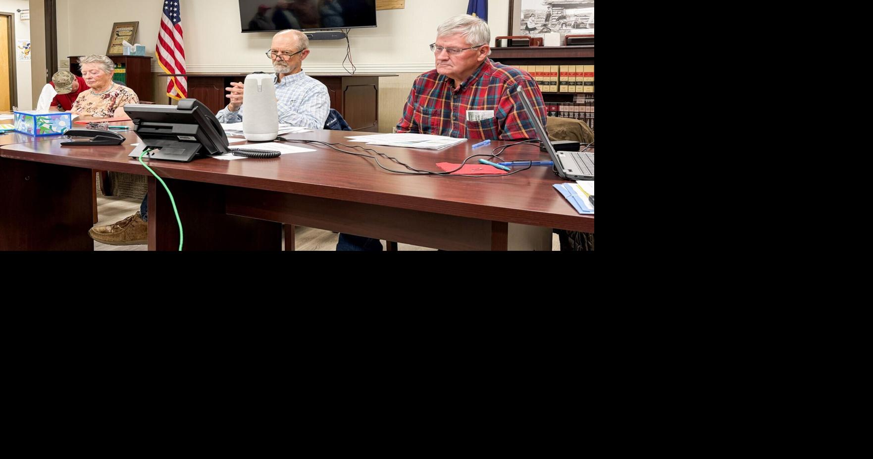 Prairie County GOP calls for commissioner's resignation after two-month absence