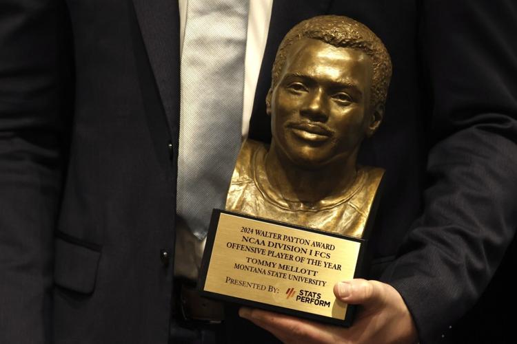Tommy Mellott of Montana State wins 2024 Walter Payton Award | News |  bozemandailychronicle.com