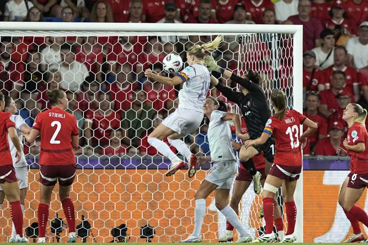 Photo highlights of the opening round of the Women #39 s Euro 2025 soccer