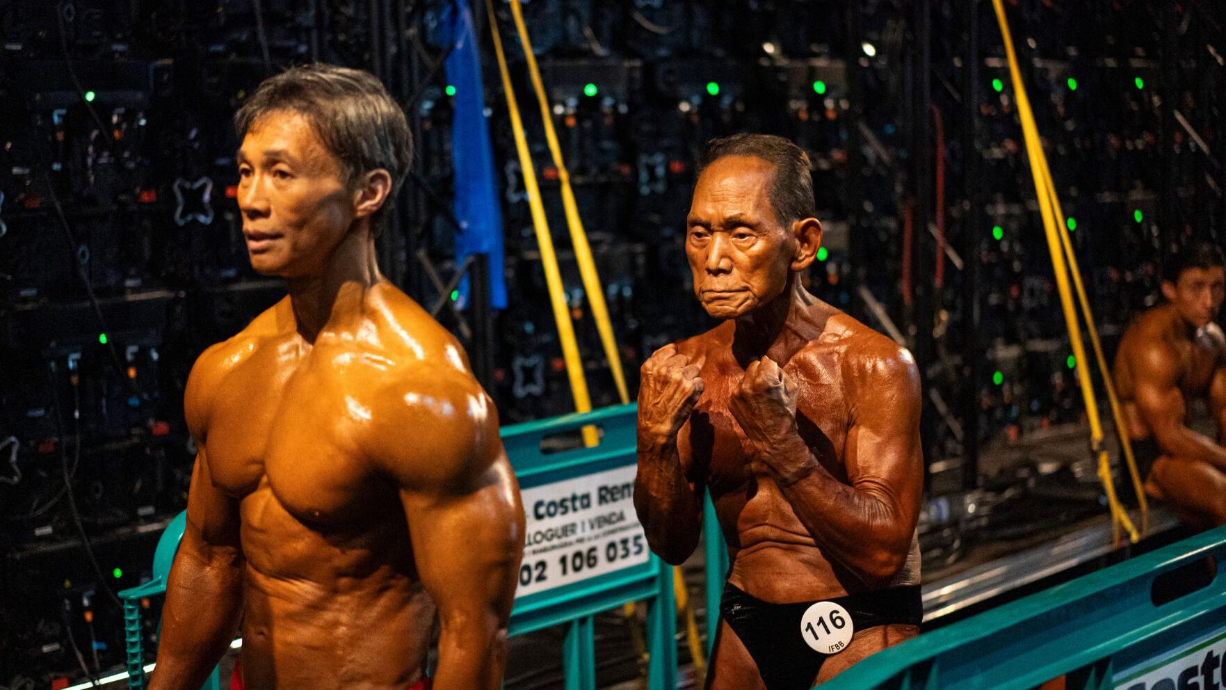 At 90, Japanese bodybuilder is still competing, in photos