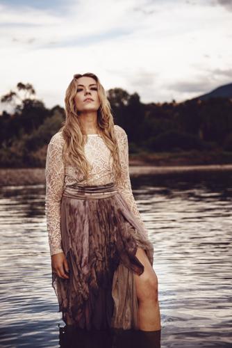Amanda Stewart gets personal on sophomore album 