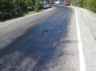 Hot spot: Yellowstone road melts, sites closed | Yellowstone National Park | bozemandailychronicle.com