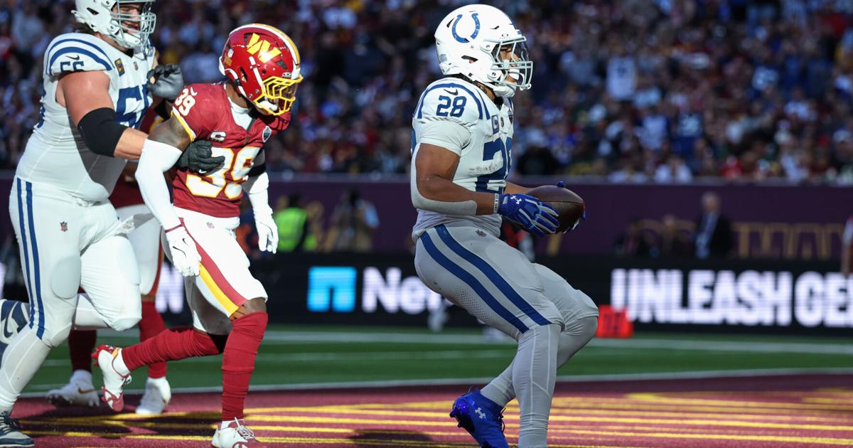 Commanders Stadium Lettering Taylor runs for 2 TDs and Colts beat Commanders 30-13 in London