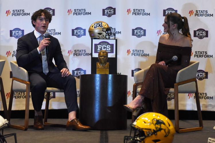 Tommy Mellott of Montana State wins 2024 Walter Payton Award | News |  bozemandailychronicle.com