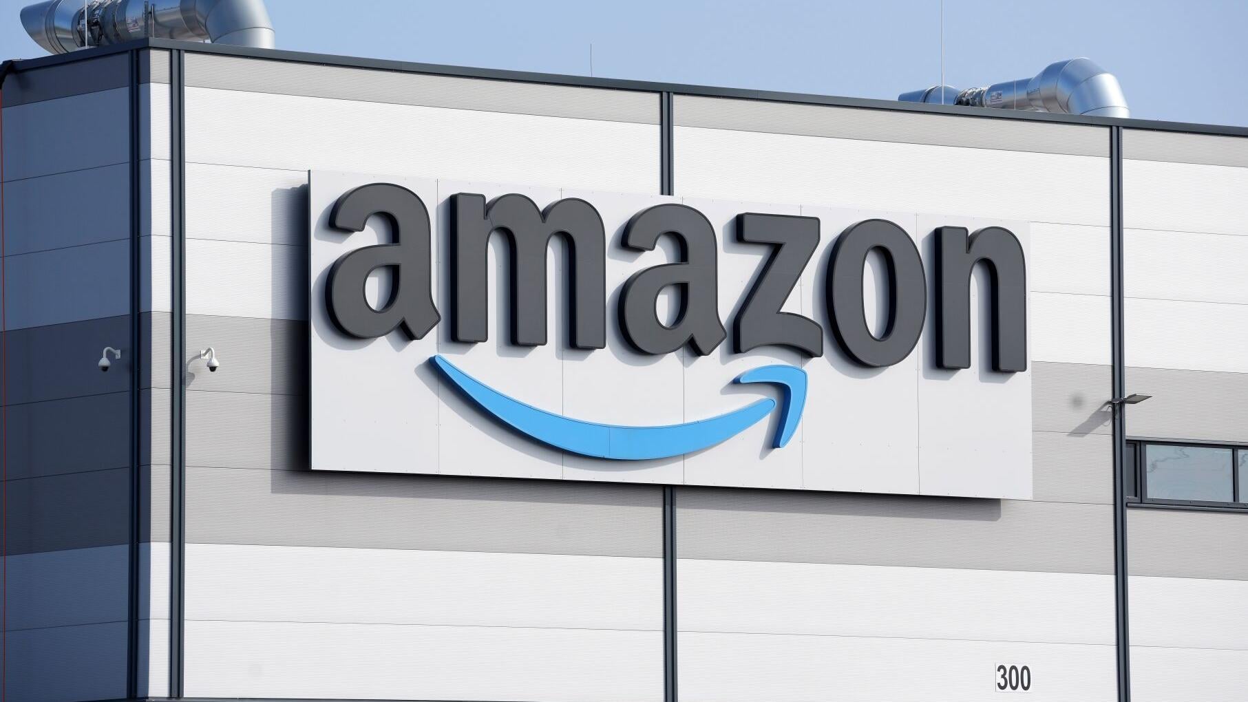 Amazon's $1.5B Wage Hike & Whole Foods Integration | FBA Fulfillment Cost Pressures Ahead