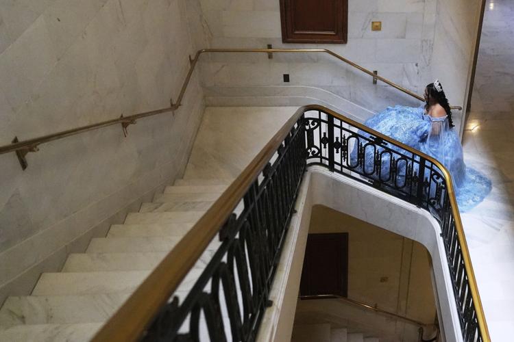 San Francisco #39 s City Hall becomes a dream destination for quinceañera