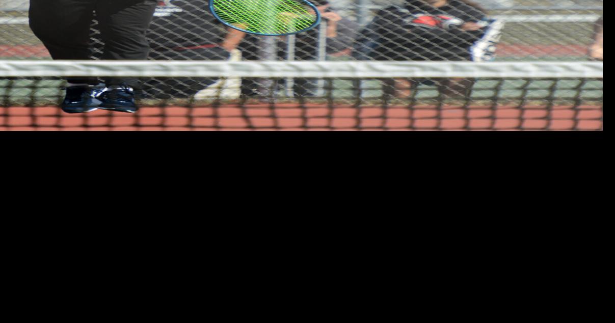 Bozeman tennis relies on 'team camaraderie' in wins over Billings West