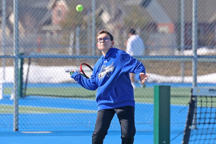 Gallatin, Bozeman tennis teams sweep Helena matches Bozeman