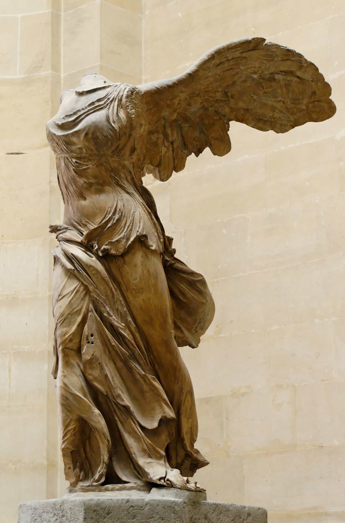 nike the winged goddess