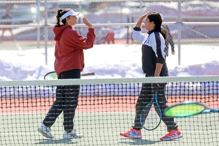 Gallatin, Bozeman tennis teams sweep Helena matches Bozeman