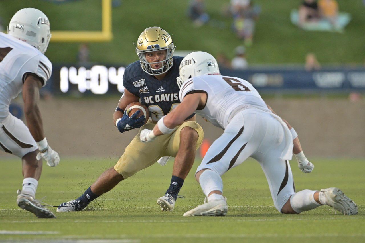 Players To Watch, Game Info And Keys To Victory For Montana State-UC ...