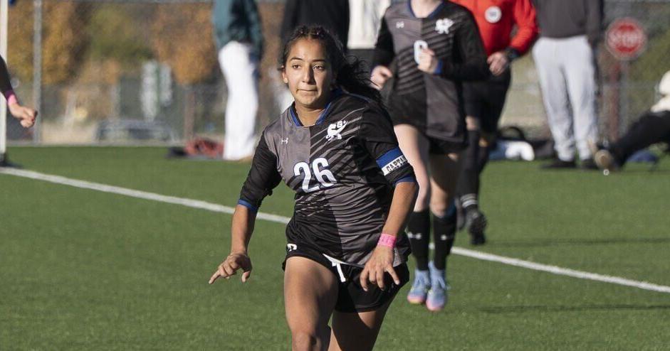 Bozeman Gallatin’s Saira Mehmood is Gatorade Montana girls soccer POY