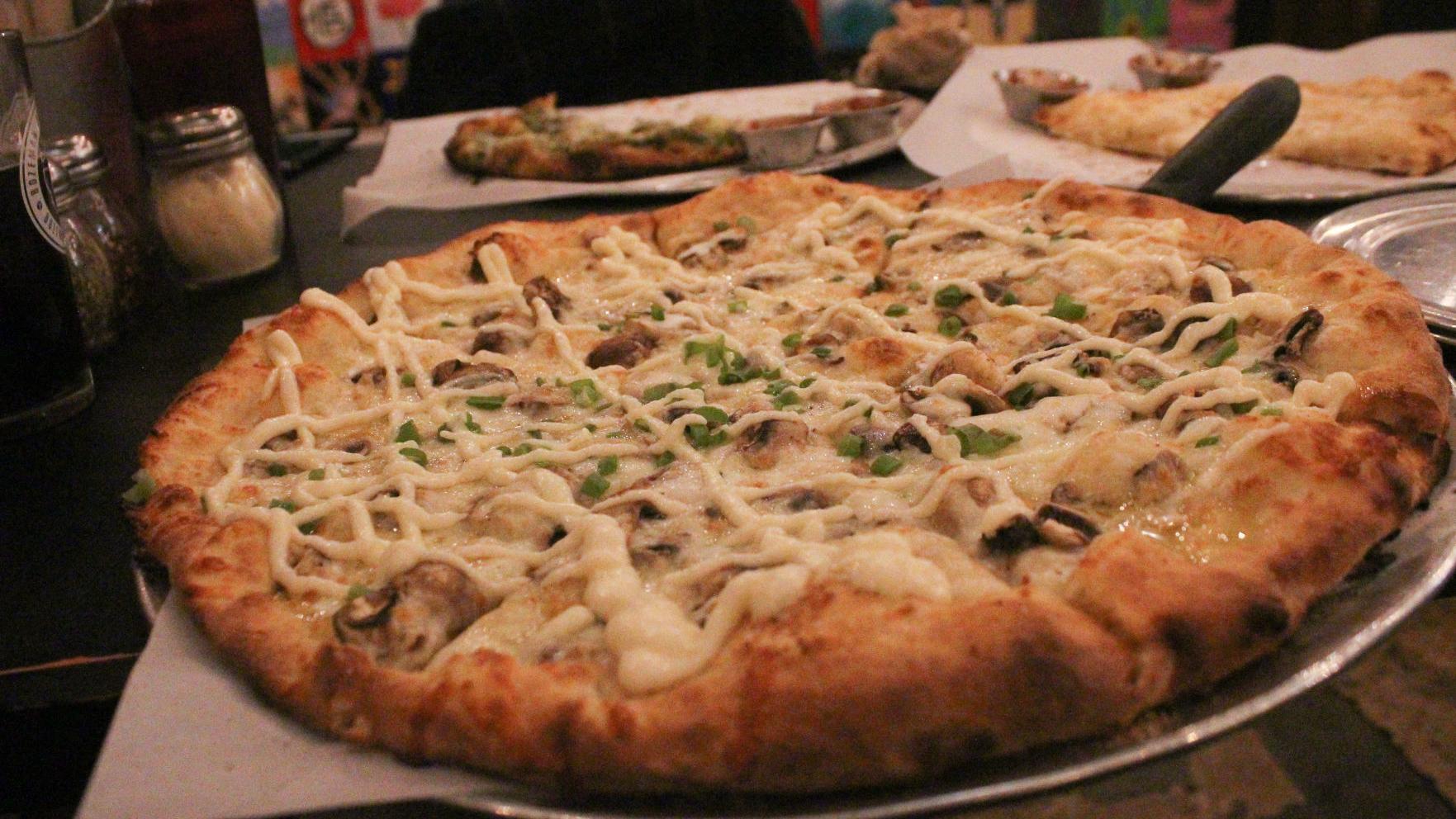 The Bite Red Tractor Pizza Bozeman Bozemandailychronicle Com