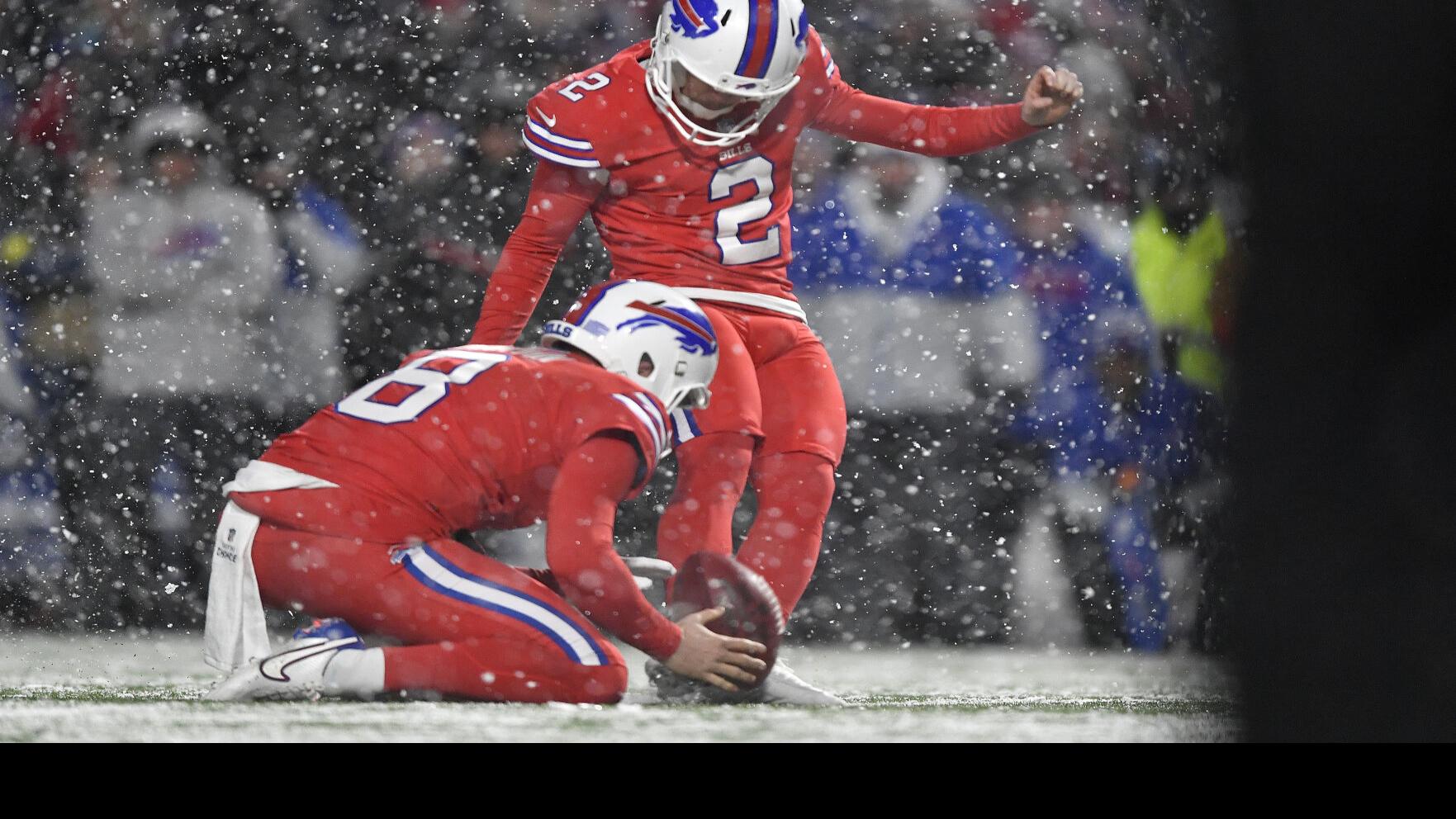 Analysis: Top NFL Teams Had Lots of Close Calls in Week 15 - Bloomberg