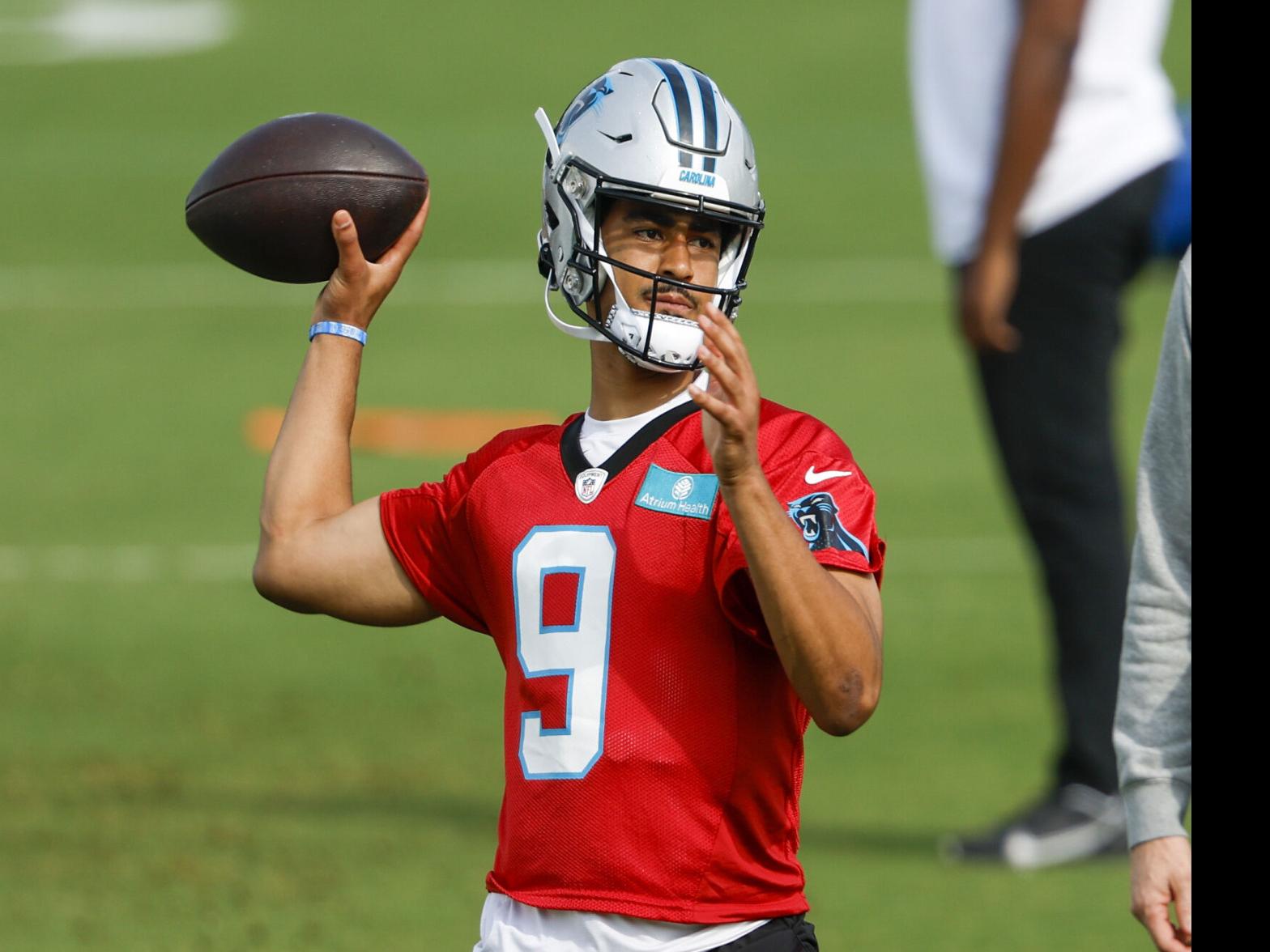 Panthers QB Bryce Young impresses, shows 'complete command' in first NFL  practice