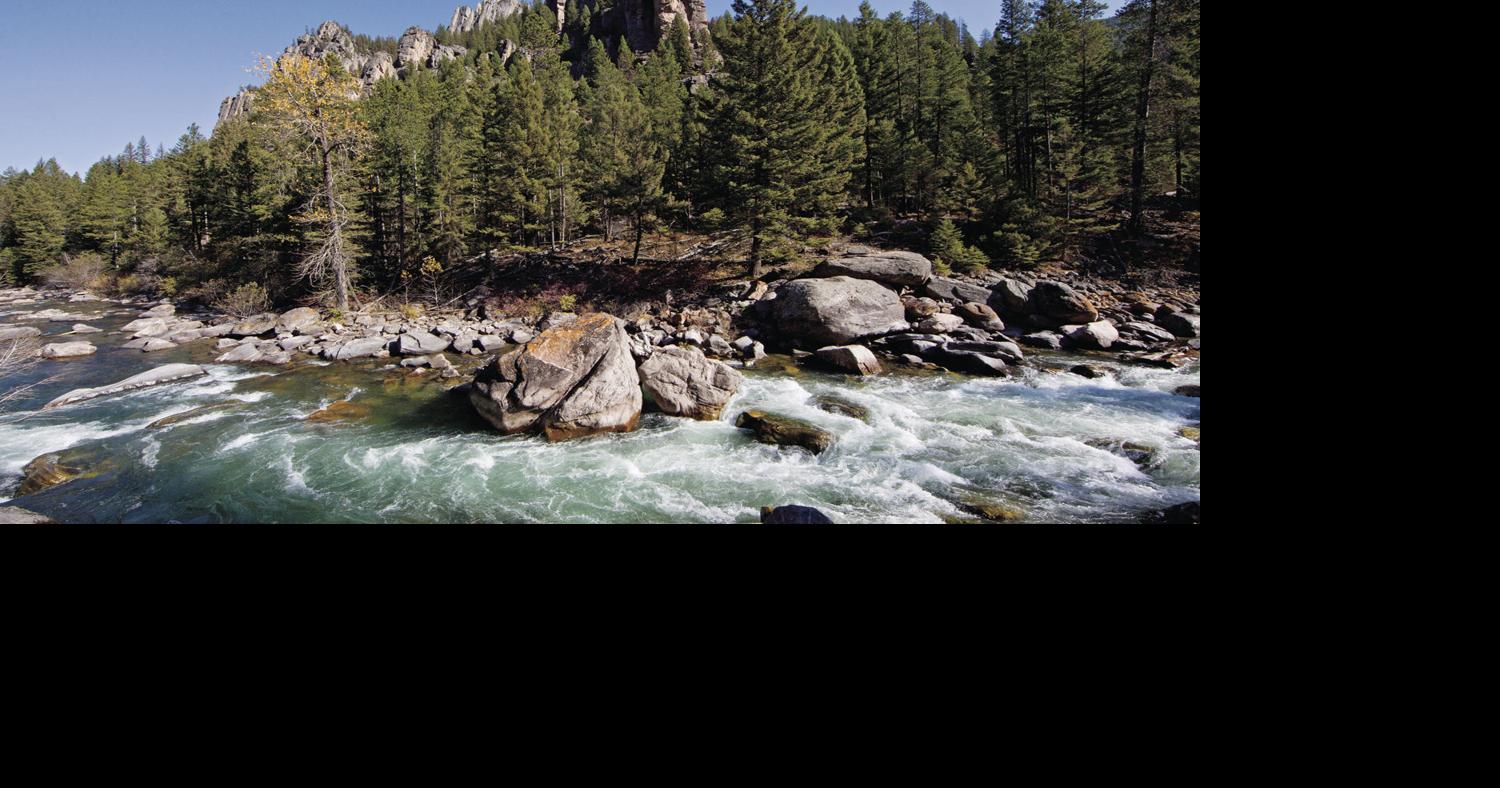 Officials identify man found dead in Yellowstone National Park ...