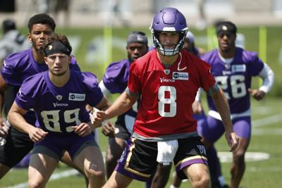 Cousins ramps up team-building with the Vikings, even with his own future  unclear, American Football