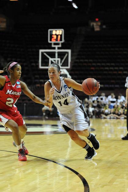 Picking The Four Best Bona Women S Players Sports Bradfordera Com