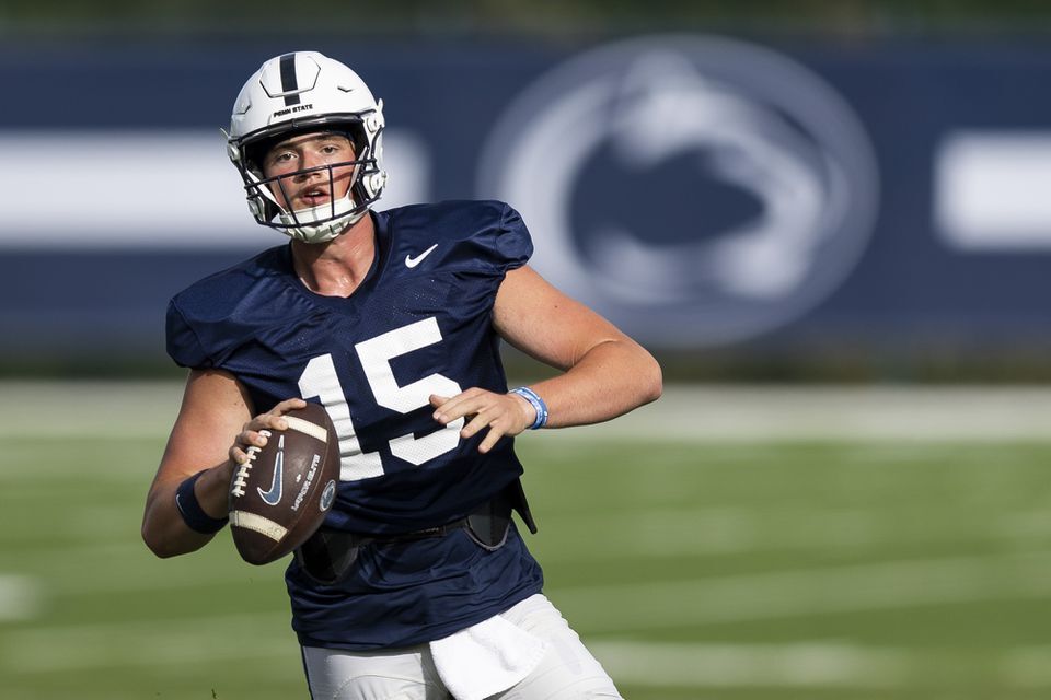 Penn State quarterback Drew Allar (15) throws a pass against