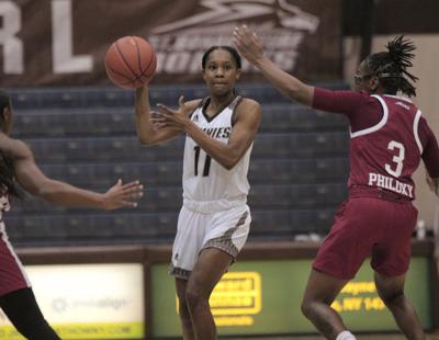 Bona Women Fall To Umass 62 52 Sports Bradfordera Com