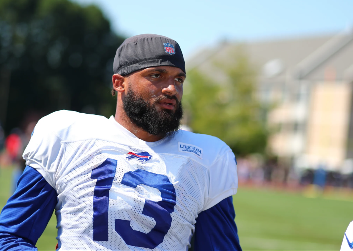 Buffalo Bills wide receiver Gabriel Davis (13) catches a 19-yard