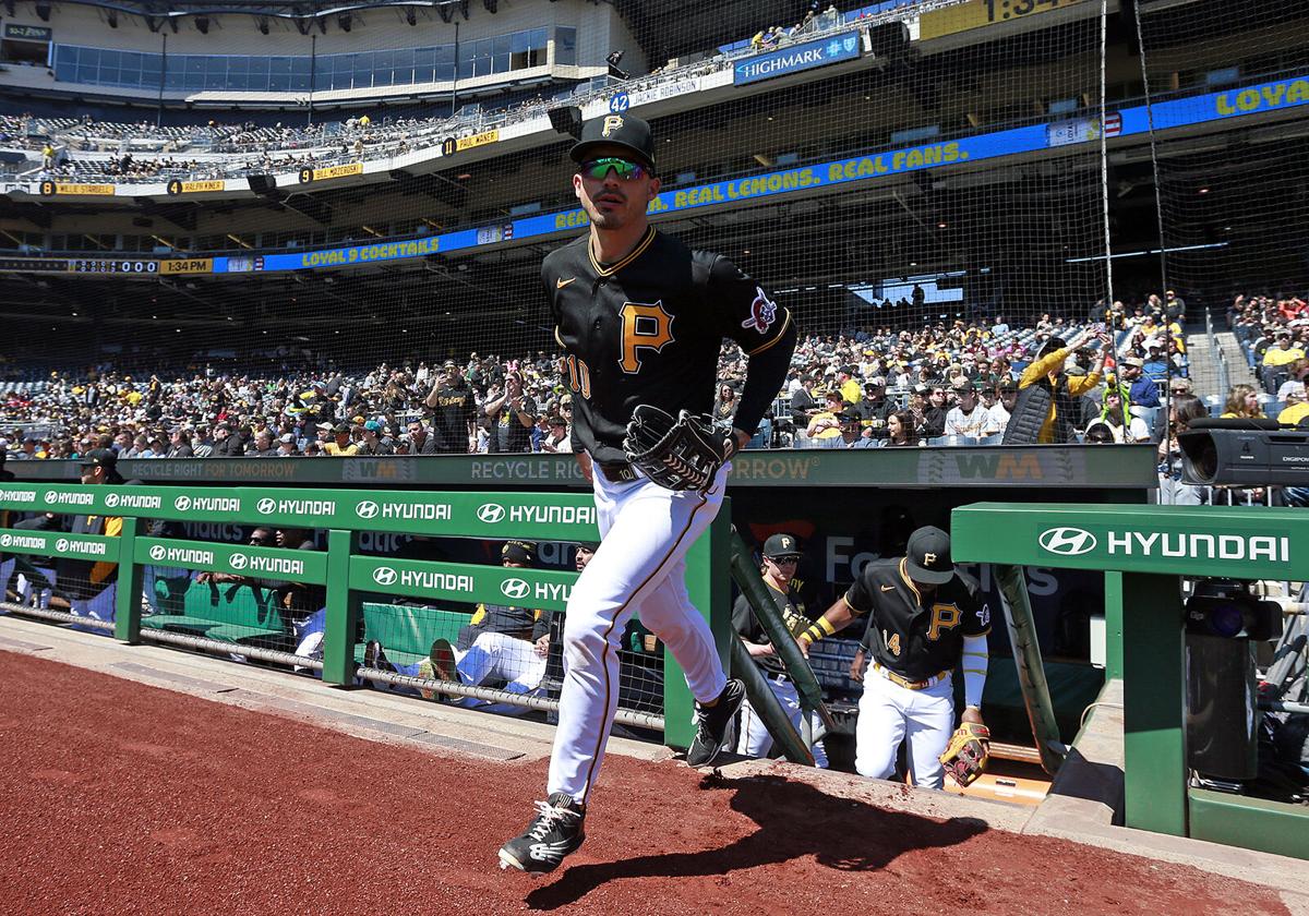 Pirates hope simultaneous success of Ke'Bryan Hayes, Bryan Reynolds  continues on road trip, Baseball