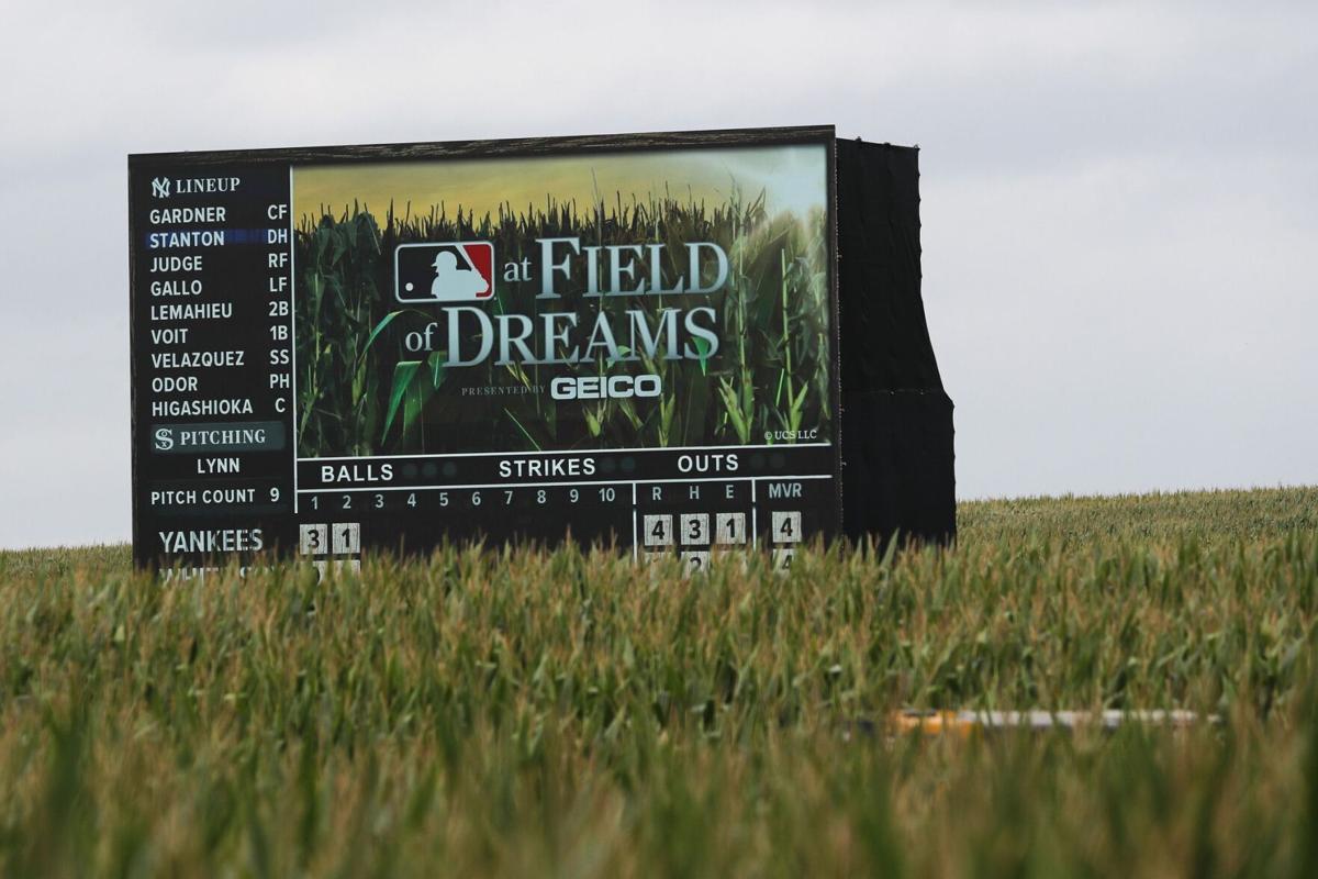 Cincinnati Reds, Chicago Cubs excited about Field of Dreams game