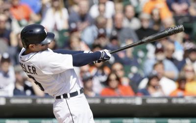 Kinsler home run helps Tigers beat Indians 6-4