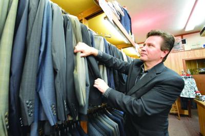 It S A Wrap Iconic St Marys Clothing Shop Closing After 60 Years