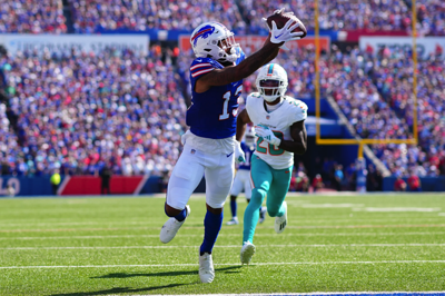 Josh Allen throws 4 TD passes, runs for score, Bills rout division rival  Dolphins 48-20, Newsletter