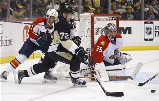 Marc-Andre Fleury Registers A Shutout In Blackhawks Win Picking Up