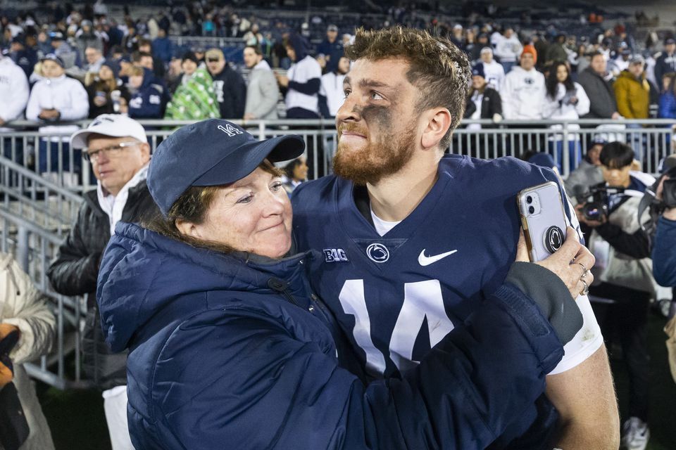 Sean Clifford caps Beaver Stadium career for Penn State in