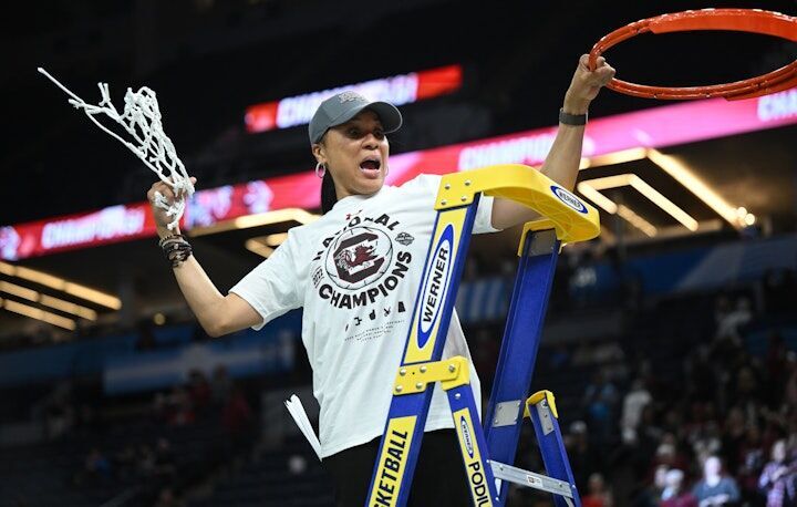 Coach Dawn Staley and Sue Bird: the - The Players' Tribune