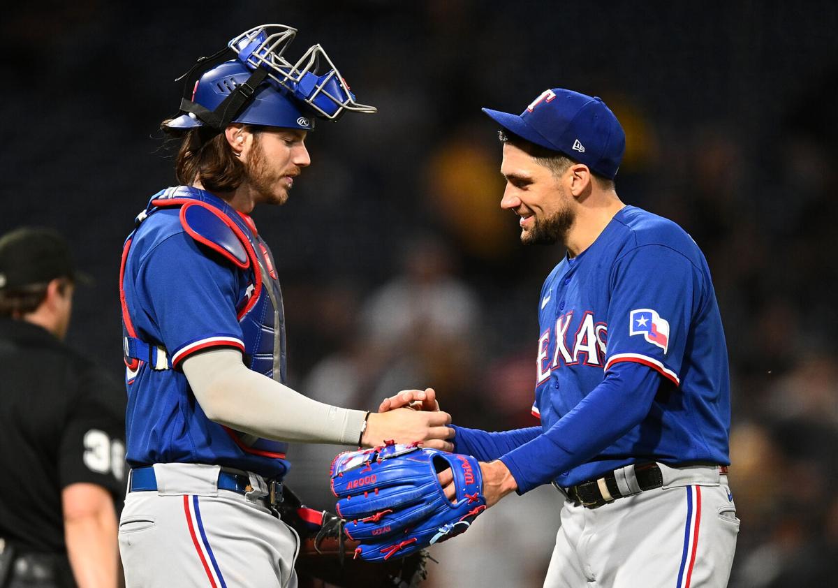 Rangers' Nathan Eovaldi tosses shutout against Yankees