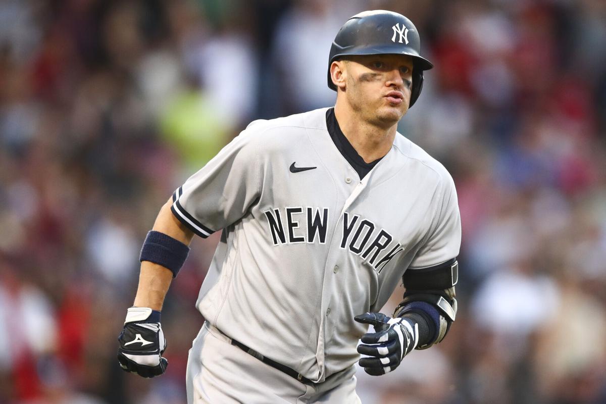 Can Yankees avoid being stuck with Josh Donaldson for another year?