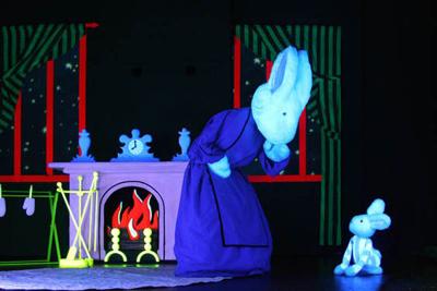 Snuggly Spectacle Pitt Bradford To Present Bedtime Puppet Shows News Bradfordera Com