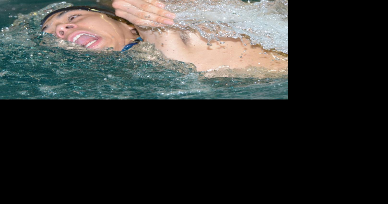 Mavericks swim to ROPSSAA title