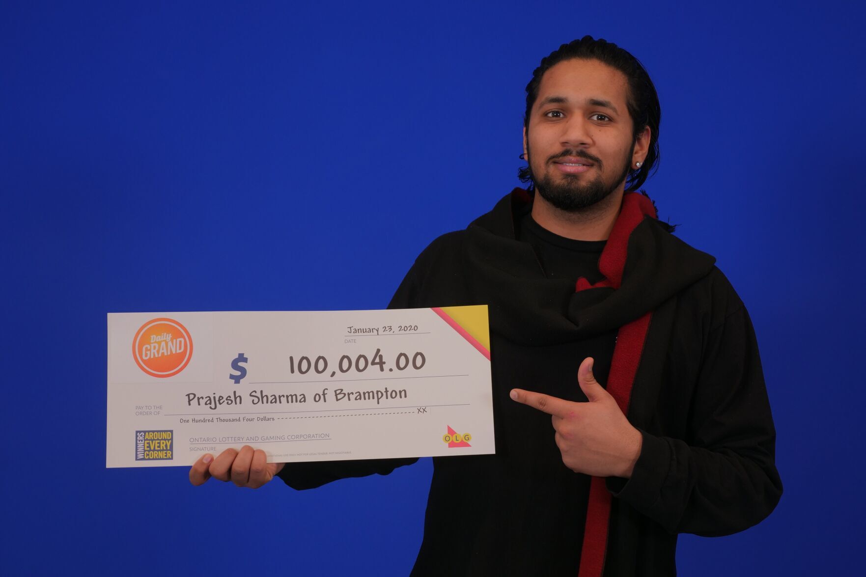 Brampton man collects 100 000 with Encore lottery win