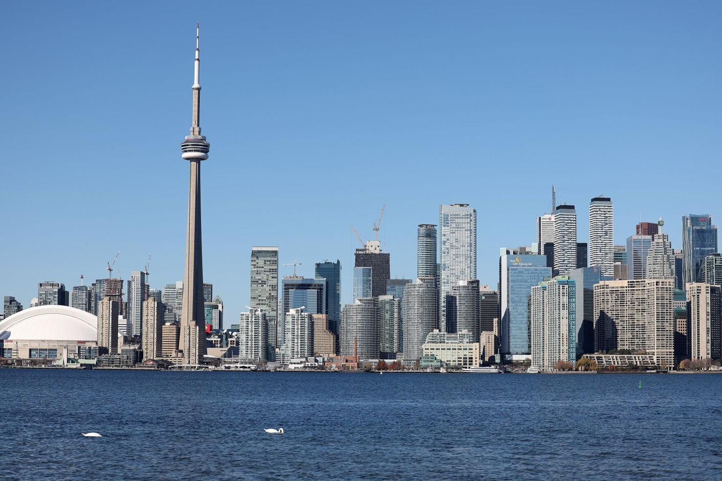 Tips on how to get to Toronto from outside of the city