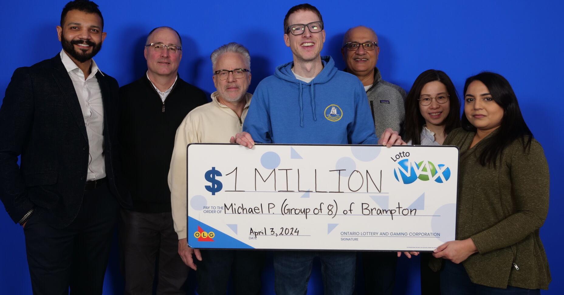 Group of 8 from Ontario win big Lotto Max prize - Vimarsana News