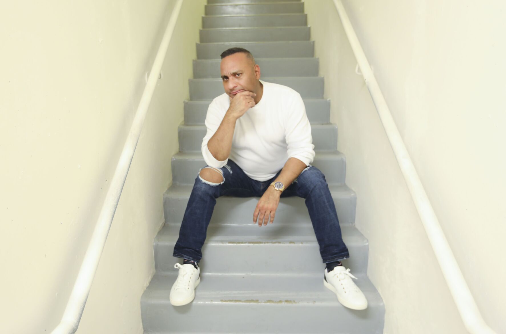 Bramptons Russell Peters has an amazing house to sell you — and a new standup special pic image