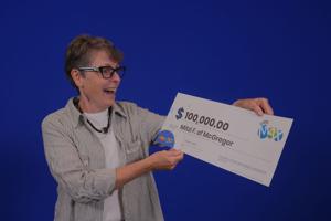 'I thought it was a scam': Ontario teacher ready to retire after $100,000 Lotto Max win