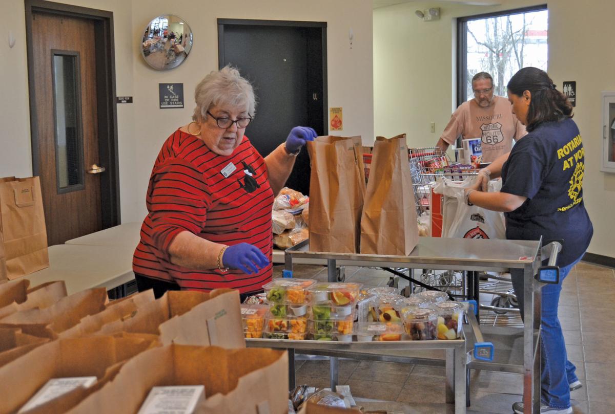 Salvation Army Creates Curbside Food Pantry Due To Covid 19 News Free Bransontrilakesnews Com,750 Ml To Oz