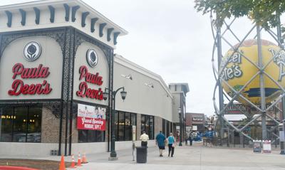 Paula Deen S Family Kitchen Set For Sept 2 Opening News Free