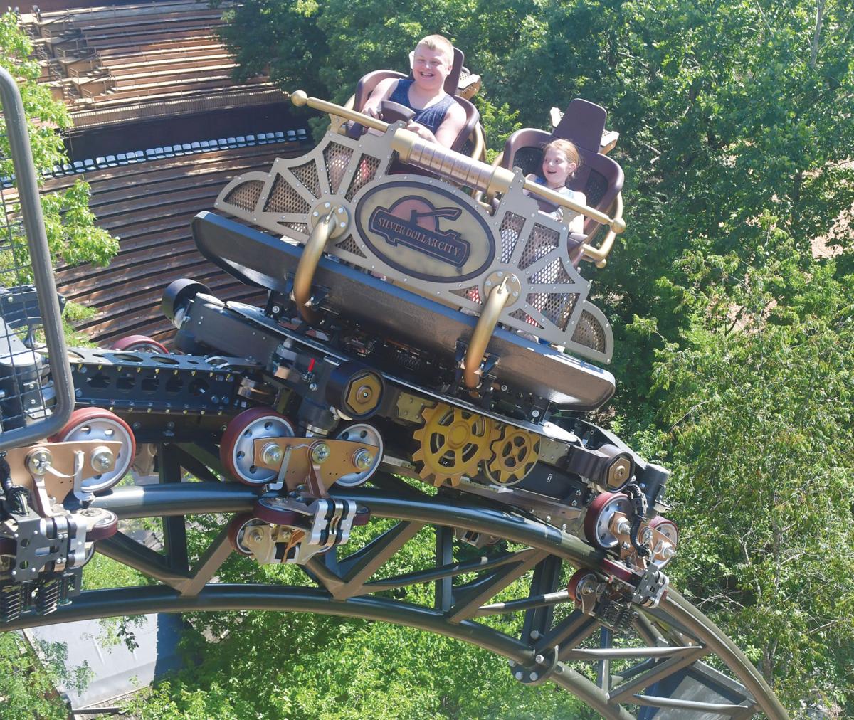 Silver Dollar City Sets Attendance Record News Free Bransontrilakesnews Com